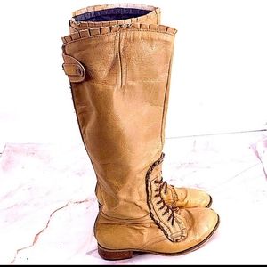 Vintage Betsy Johnson Victorian boots tan size 10
